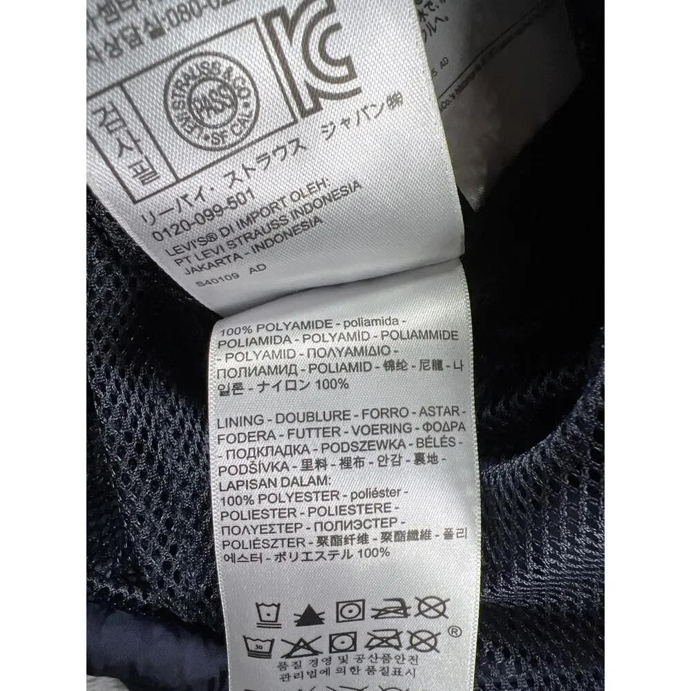 Levi’s Navy Blue Coach Swishy Jacket Large Streetwear Windbreaker Minimalist